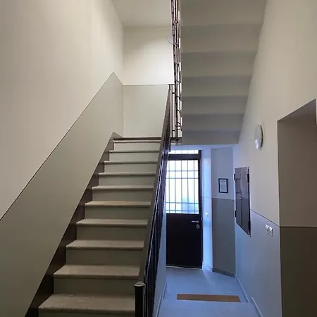 Novi Homes Lägenhet *